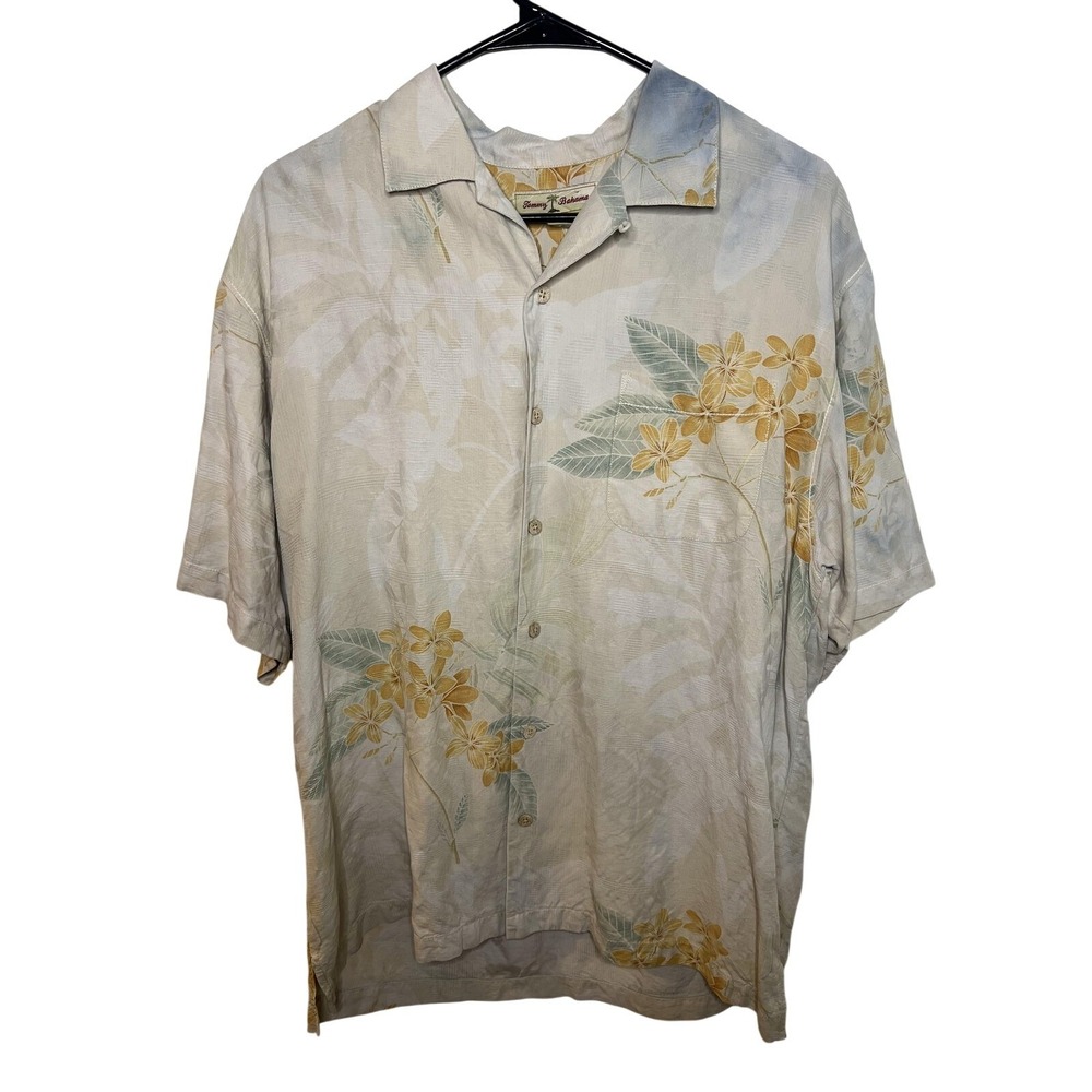 Tommy Bahama Med Button Up Shirt Floral Silk Hawaiian Vacation Beach Cruise Top